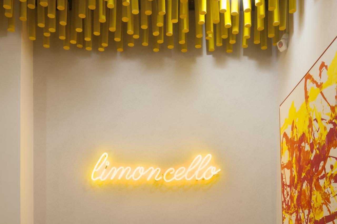 Limoncello Rooms ซาแลร์โน ภายนอก รูปภาพ